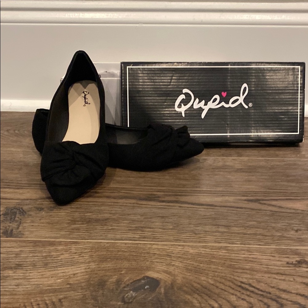 Qupid Black Flats Sleek Minimalist Design